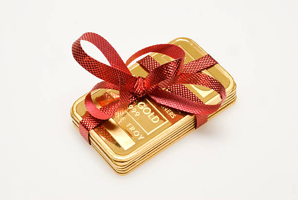 Gold Stands at the Back Foot as Dollar Benefits from Higher US Inflation